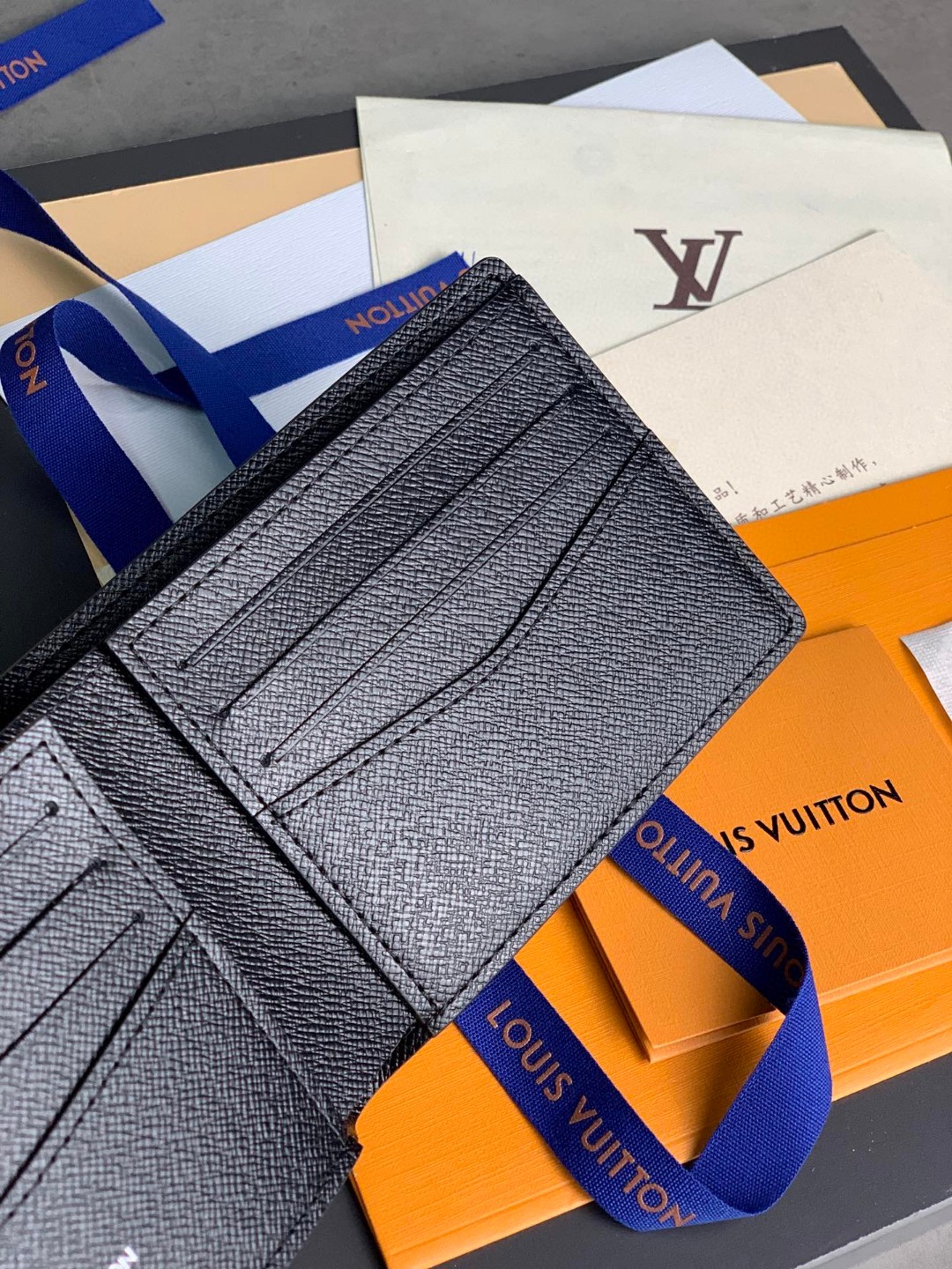 LOUIS VUITTON 路易威登 Slender 经典老花折叠 短款 钱夹 钱包 卡包 名片夹 男女同款 灰黑色 M80906