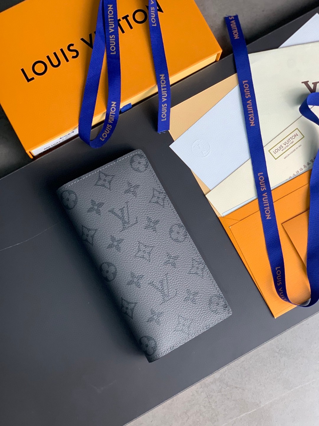 LOUIS VUITTON 路易威登 Brazza经典老花印花 长款 钱夹 钱包 卡包 名片夹 男女同款 灰黑色 M61697