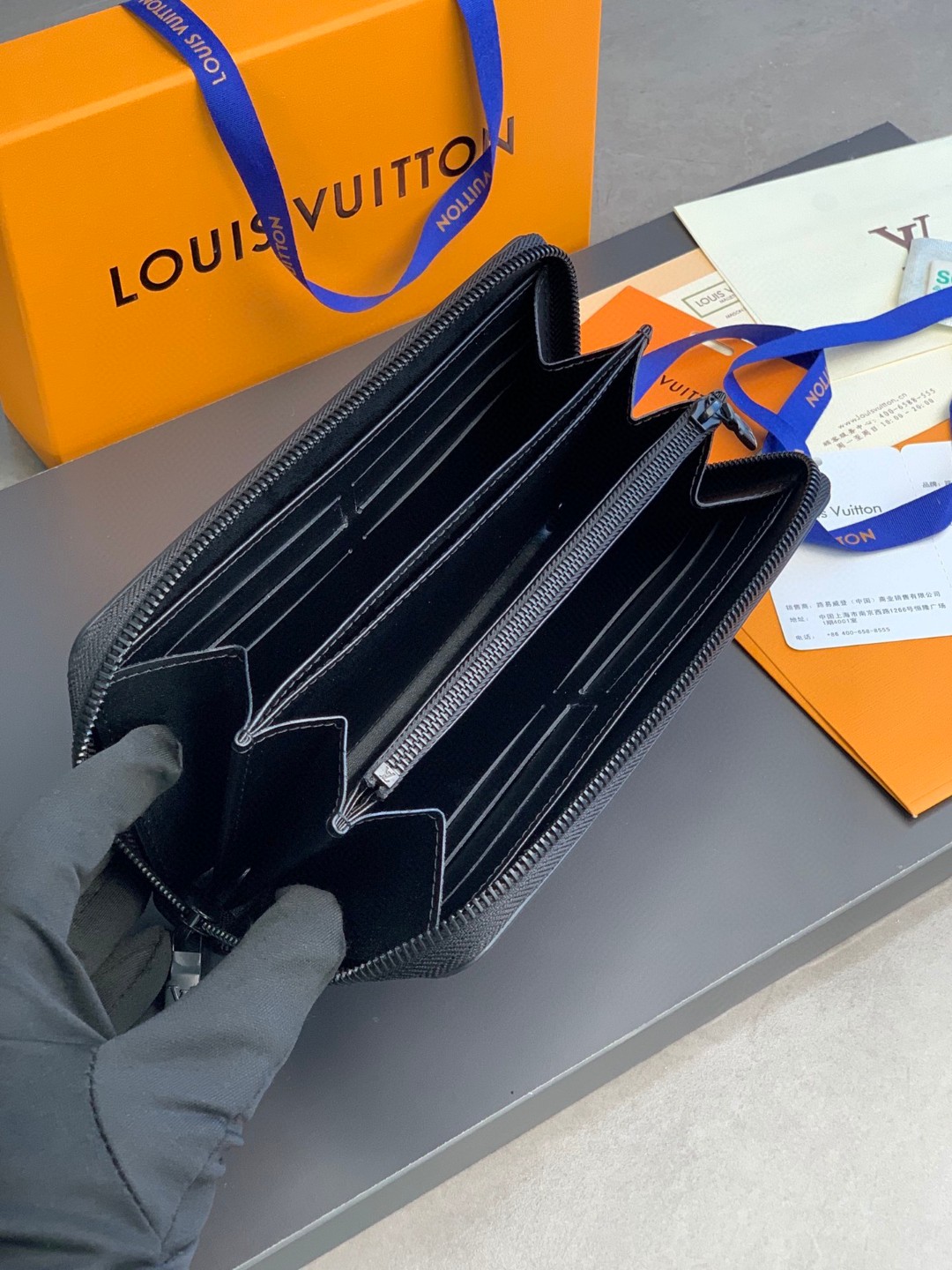 LOUIS VUITTON 路易威登 ZIPPY拉链 竖款 钱夹 钱包 男女同款 黑色 