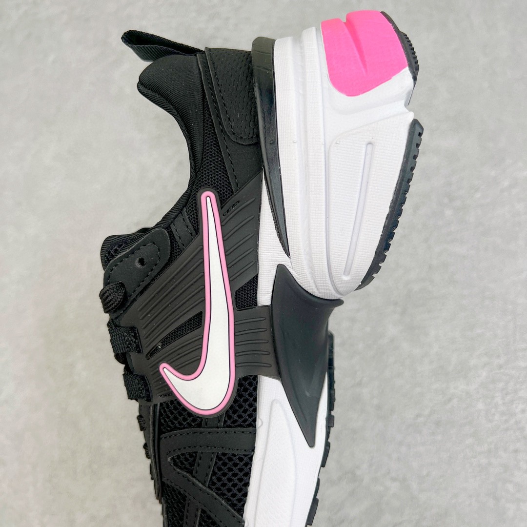 V2K Run Runtekk 低筒 跑步鞋 运动鞋 男鞋 女鞋 黑粉