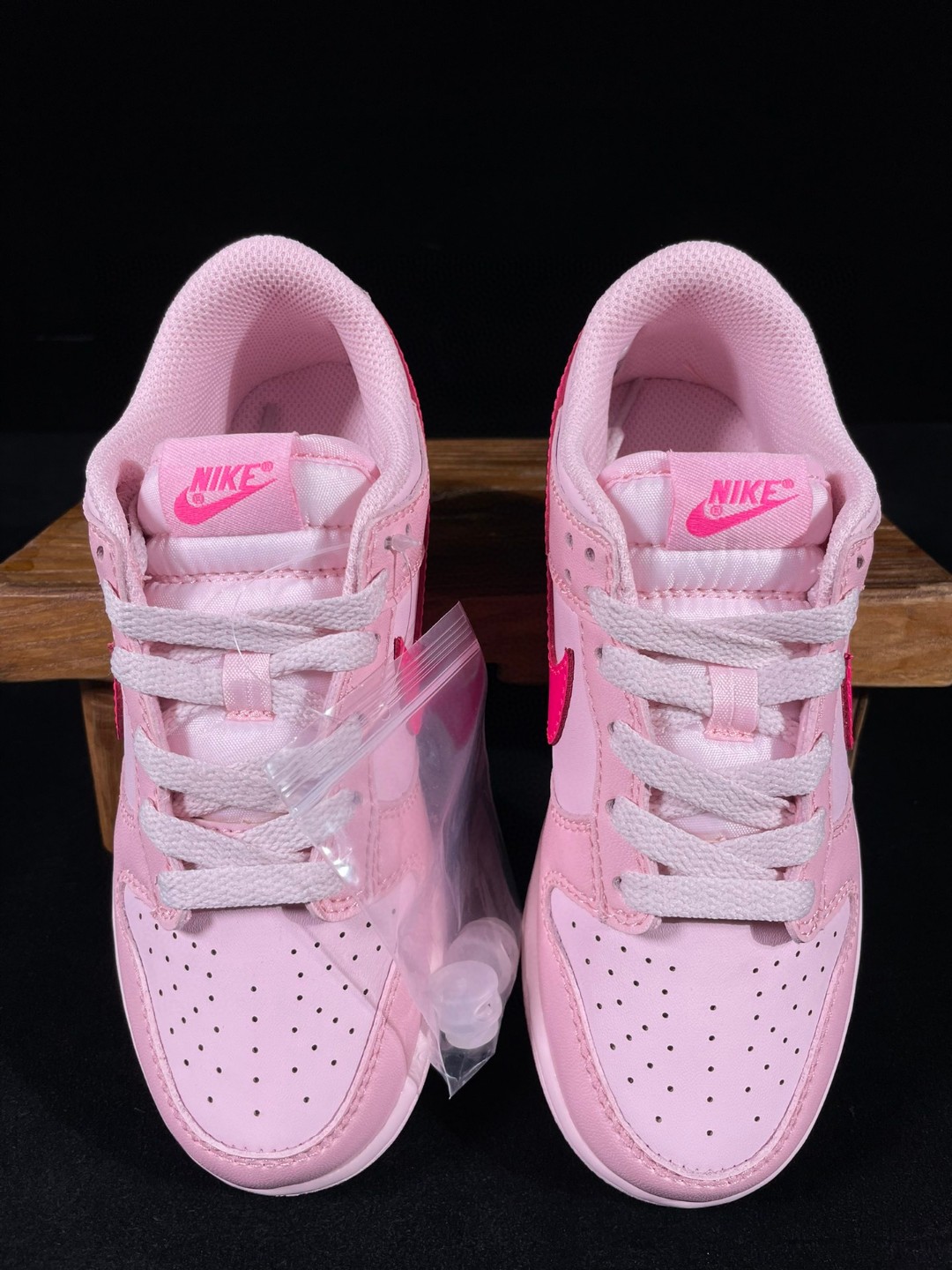 童鞋 Dunk Low Triple Pink 复古休闲 板鞋 中童鞋 粉色 DH9756-600
