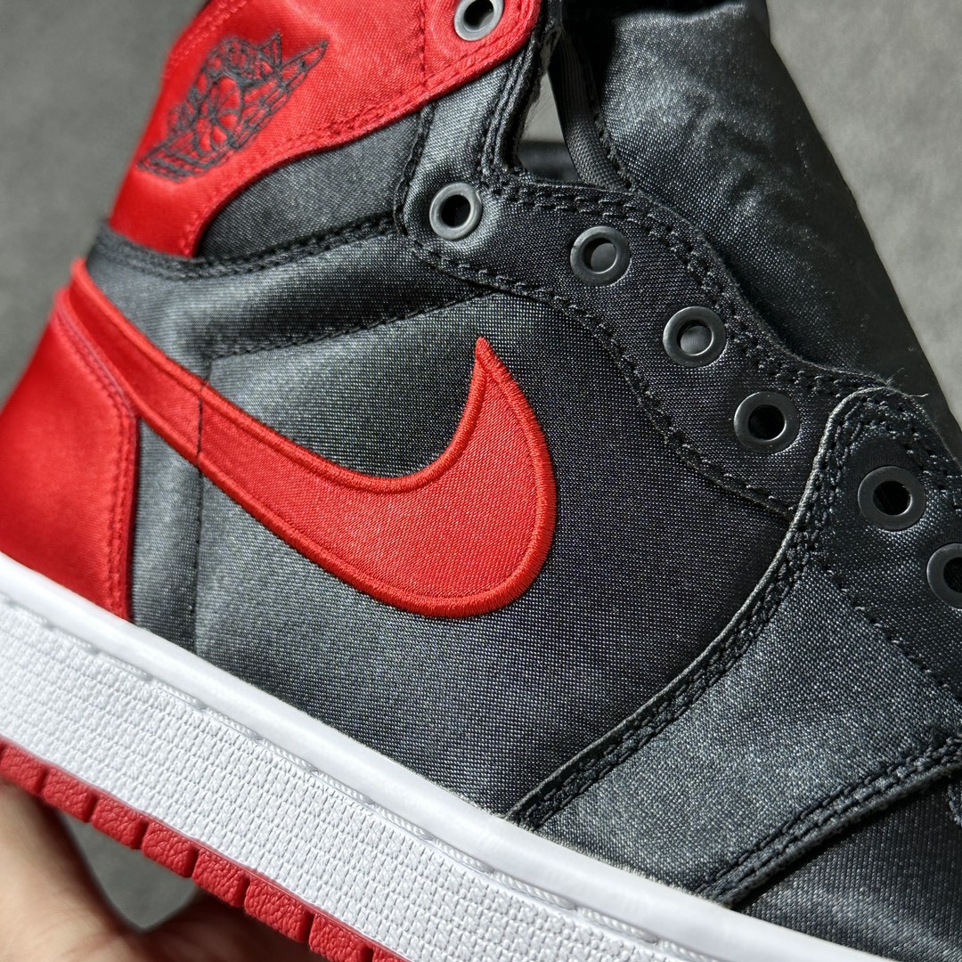 Jordan Air Jordan 1 AJ1 High OG Satin Bred 高筒 篮球鞋 球鞋 休闲鞋 男鞋 板鞋 917359-001 
