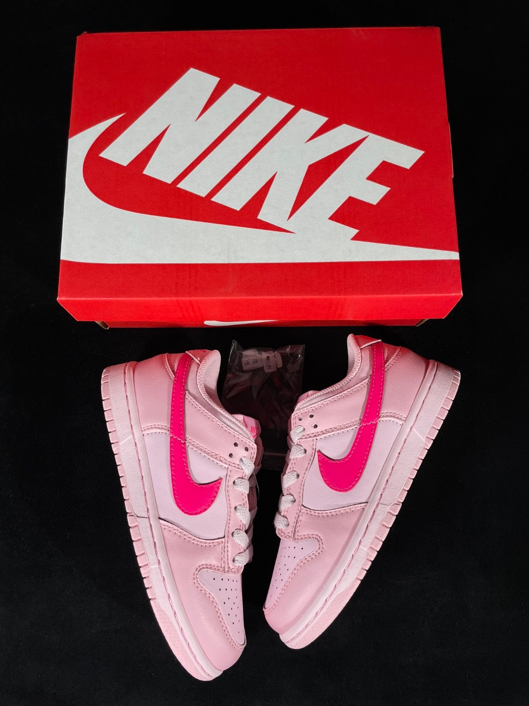 童鞋 Dunk Low Triple Pink 复古休闲 板鞋 中童鞋 粉色 DH9756-600
