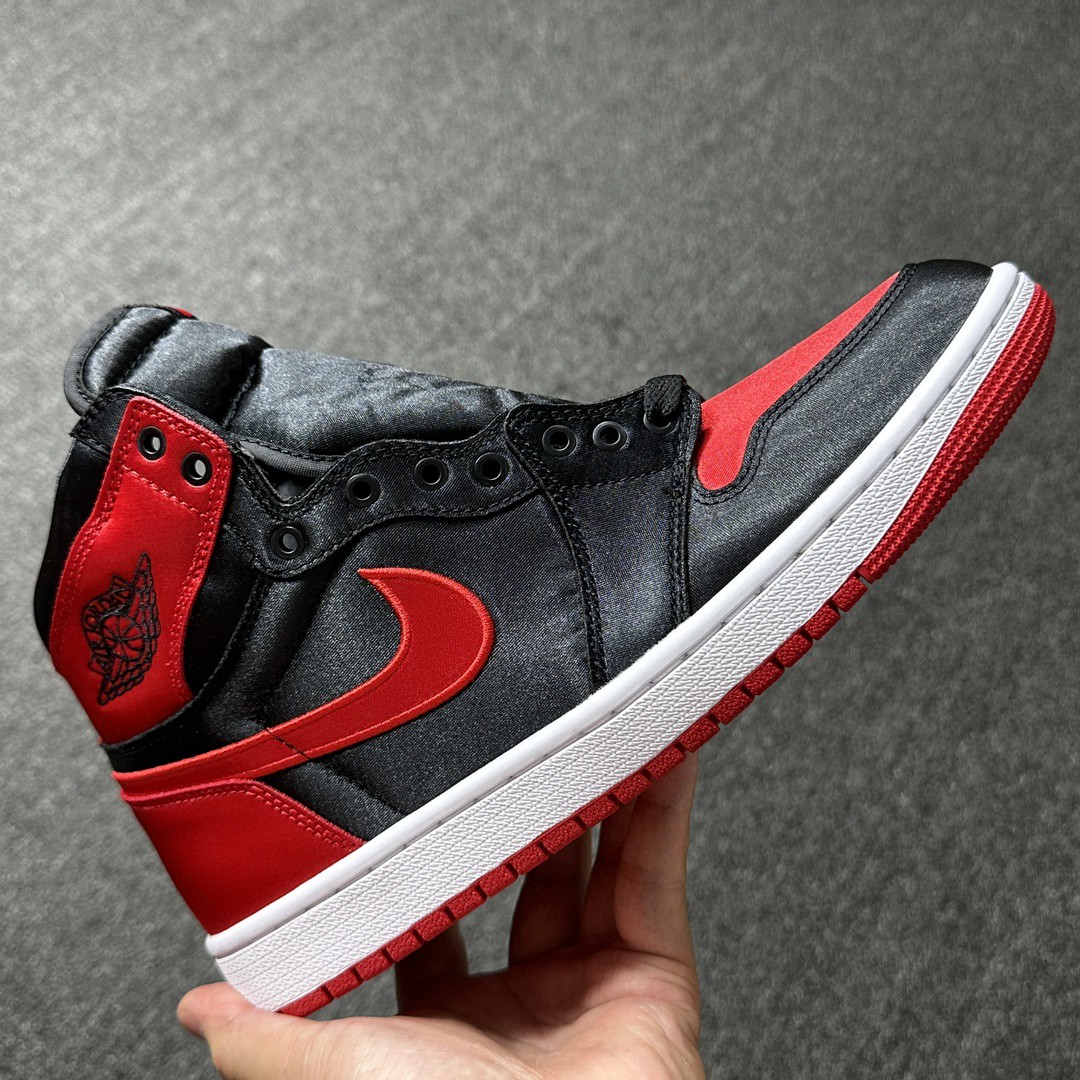 Jordan Air Jordan 1 AJ1 High OG Satin Bred 高筒 篮球鞋 球鞋 休闲鞋 男鞋 板鞋 917359-001 