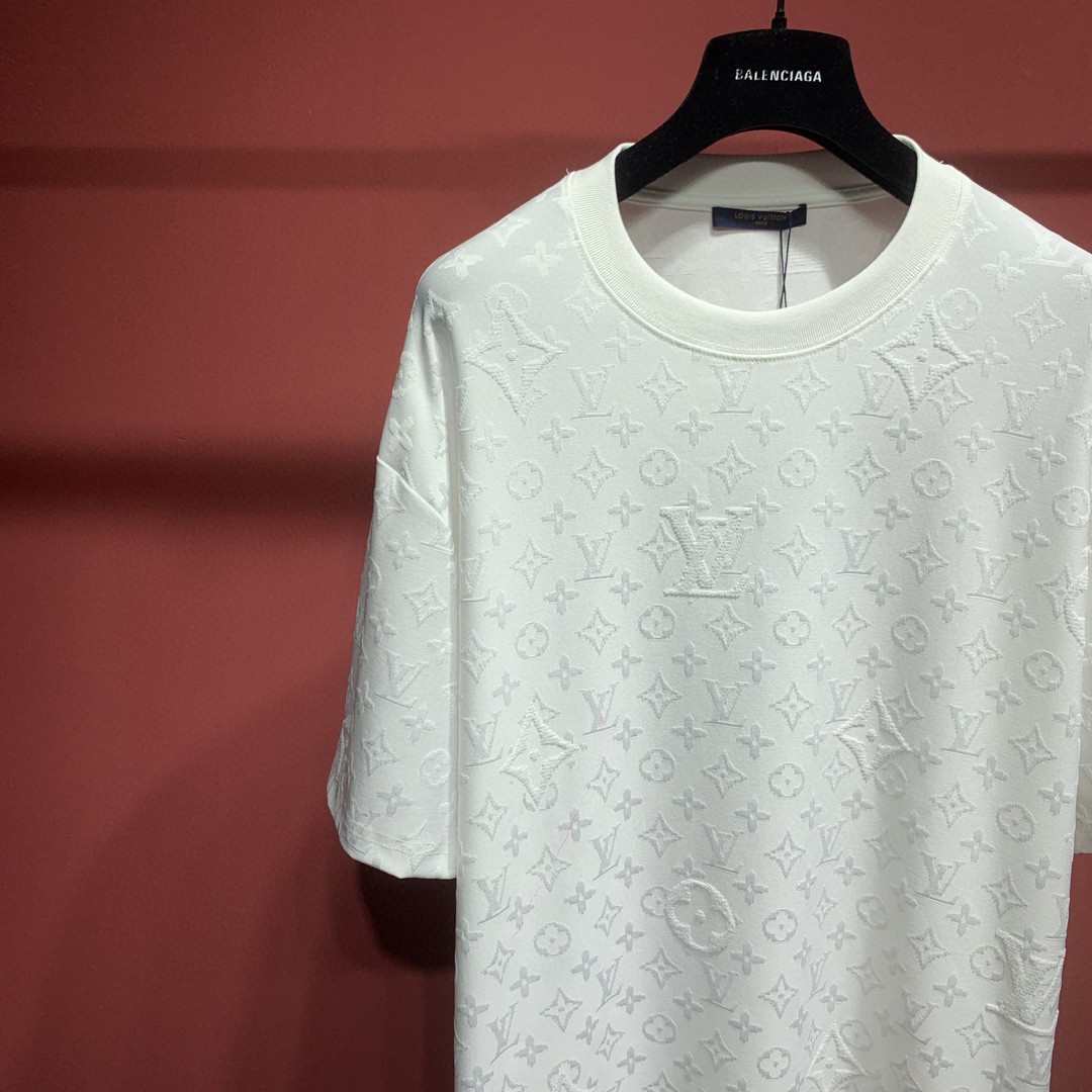 LOUIS VUITTON 路易威登 提花满印 T恤 短袖 白色 圆领 男女同款