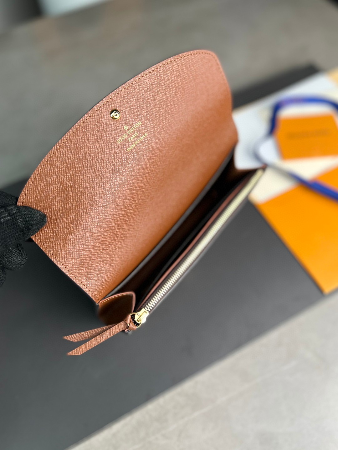 LOUIS VUITTON 路易威登 Sarah 手持长款老花帆布拼皮 钱夹 钱包 卡包 名片夹 女款 棕色