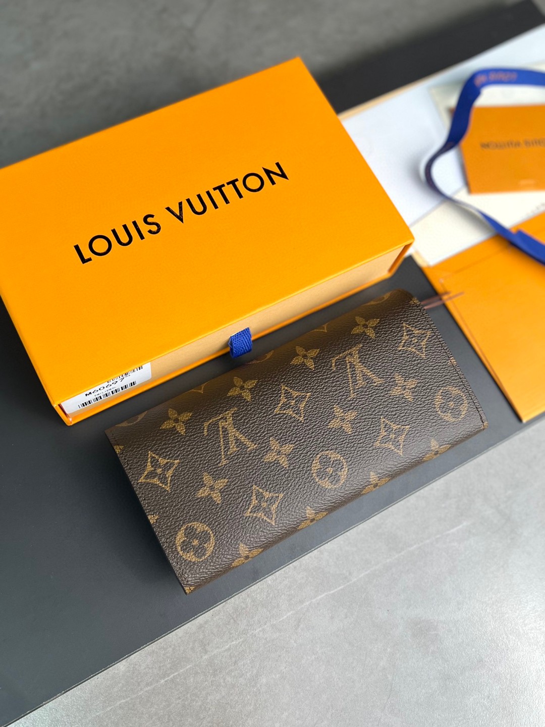 LOUIS VUITTON 路易威登 Sarah 手持长款老花帆布拼皮 钱夹 钱包 卡包 名片夹 女款 棕色