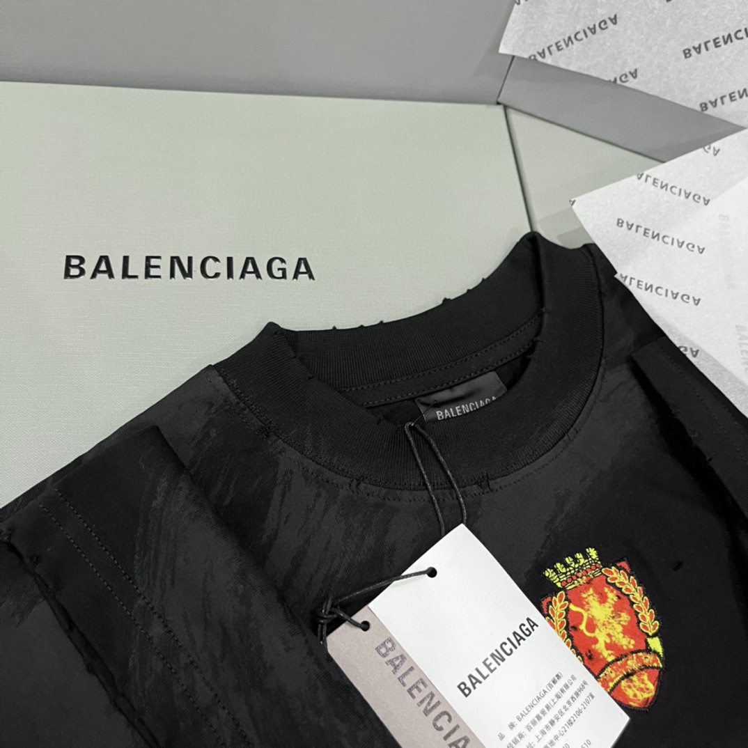Balenciaga 巴黎世家 字母刺绣徽章 短袖 T恤 圆领 夏季 男女同款 黑色 739028TOVN21055