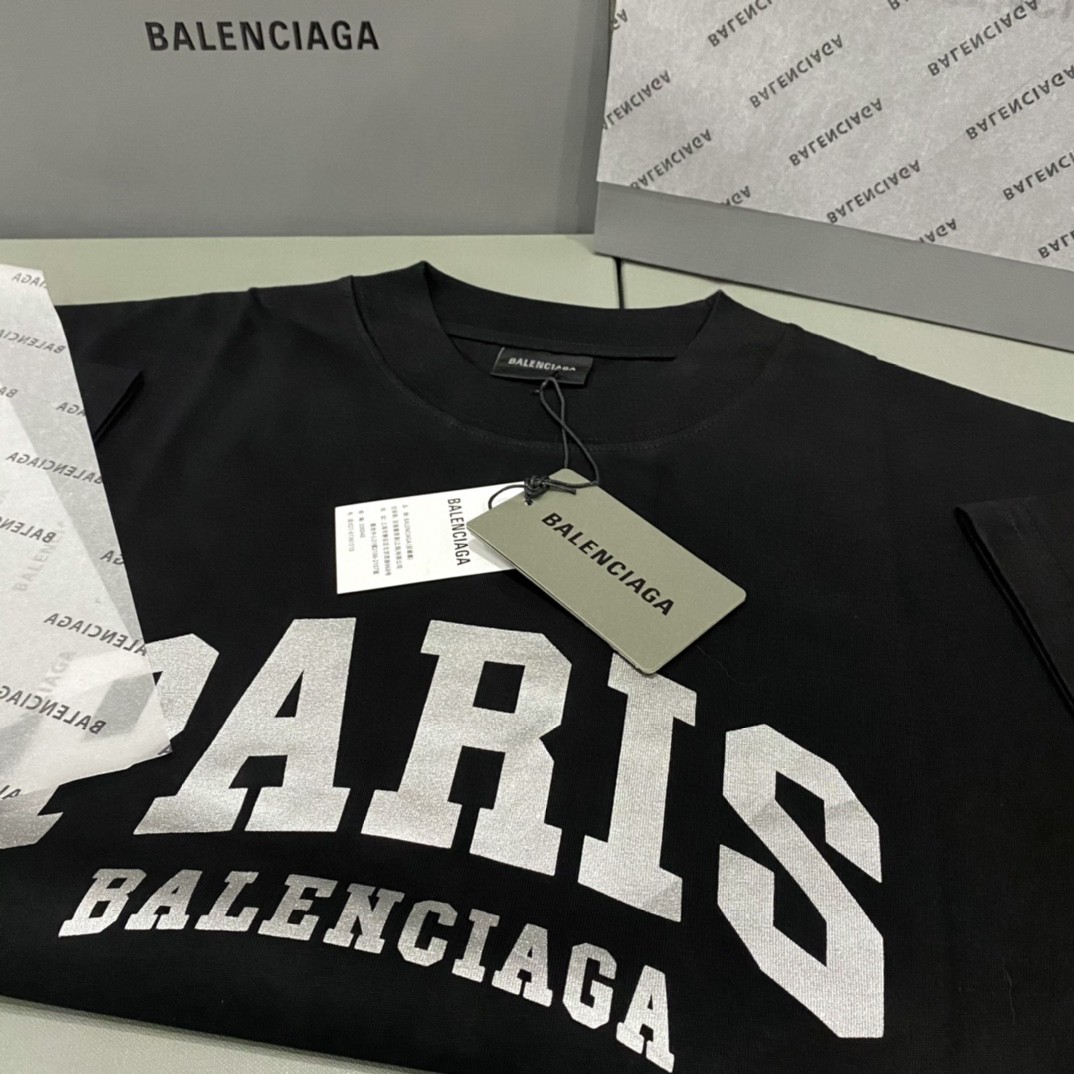 Balenciaga 巴黎世家 闪粉印花反光字母 短袖 T恤 圆领 夏季 男女同款 黑色 