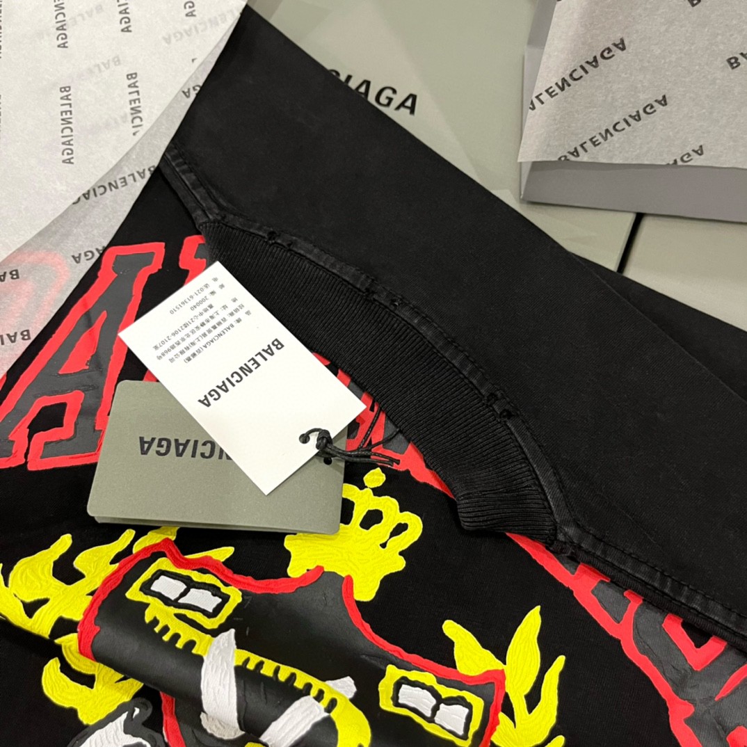 Balenciaga SS23 巴黎世家 logo字母印花图案 短袖 T恤 圆领 夏季 男女同款 黑色 739784TOVK11055