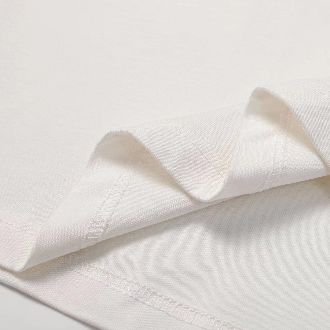 LOUIS VUITTON 路易威登 字母logo印花 圆领 白色 短袖 T 恤 上衣 夏款 男女同款 