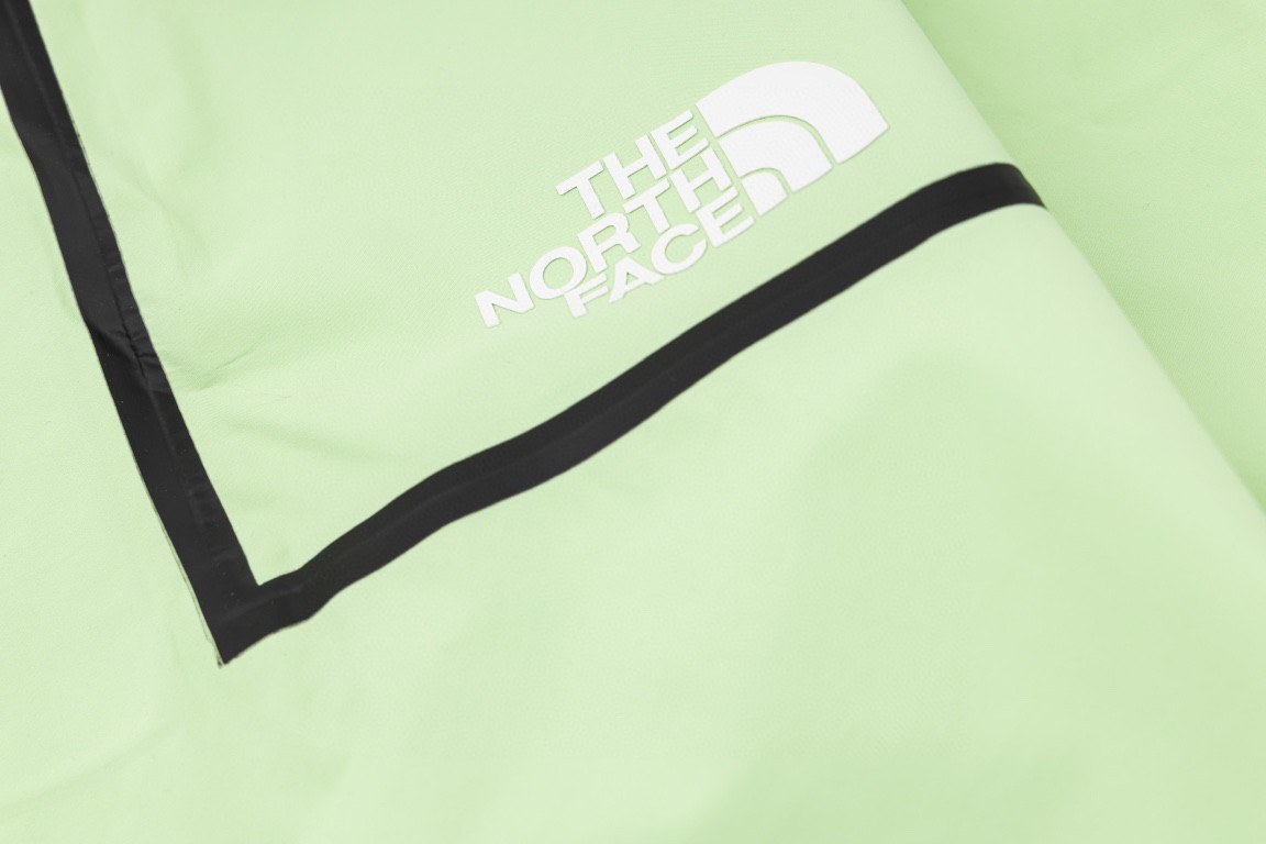 [Copy]THE NORTH FACE 北面 新春兔年限定系列  ICON 1986品牌 Logo 迷彩印花 棕色 灰色 冲锋衣 夾克 防水 防風 外套 男款 女款 NF0A7UR9-II7