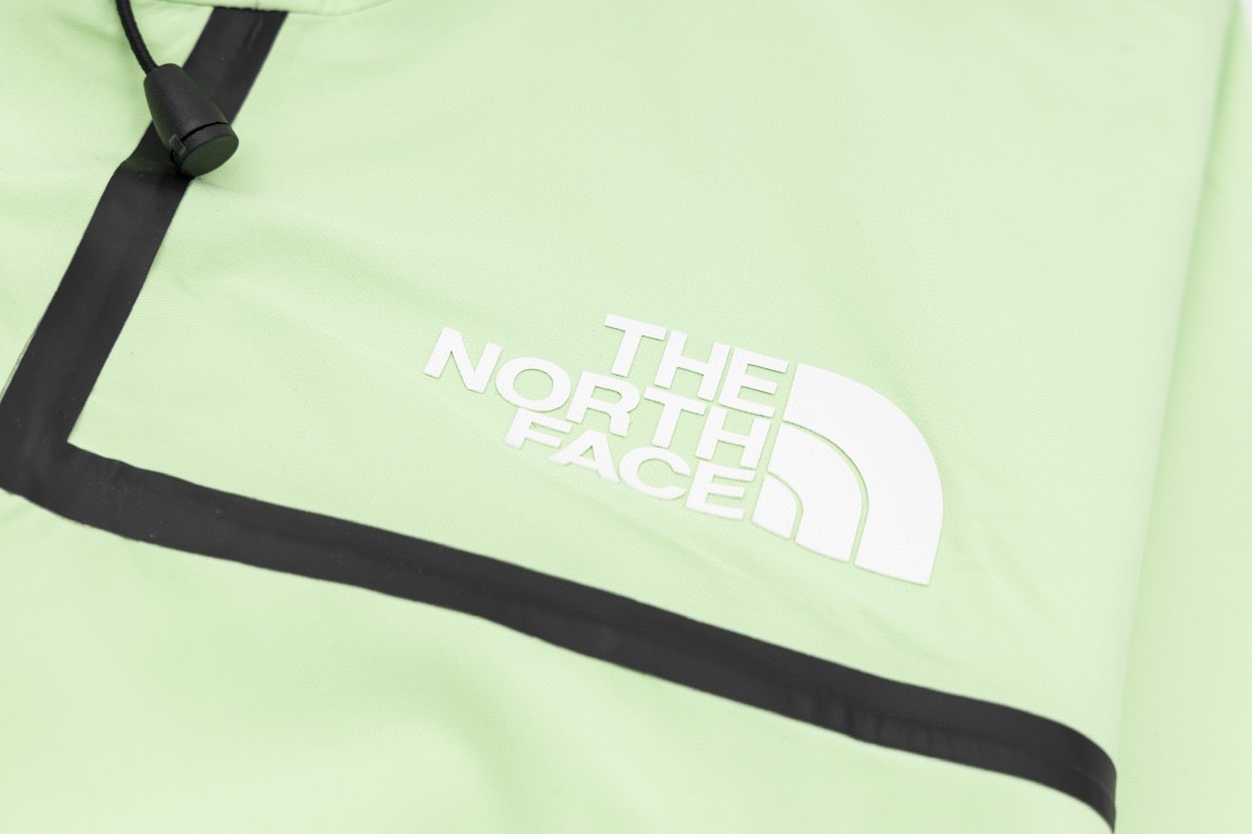 [Copy]THE NORTH FACE 北面 新春兔年限定系列  ICON 1986品牌 Logo 迷彩印花 棕色 灰色 冲锋衣 夾克 防水 防風 外套 男款 女款 NF0A7UR9-II7