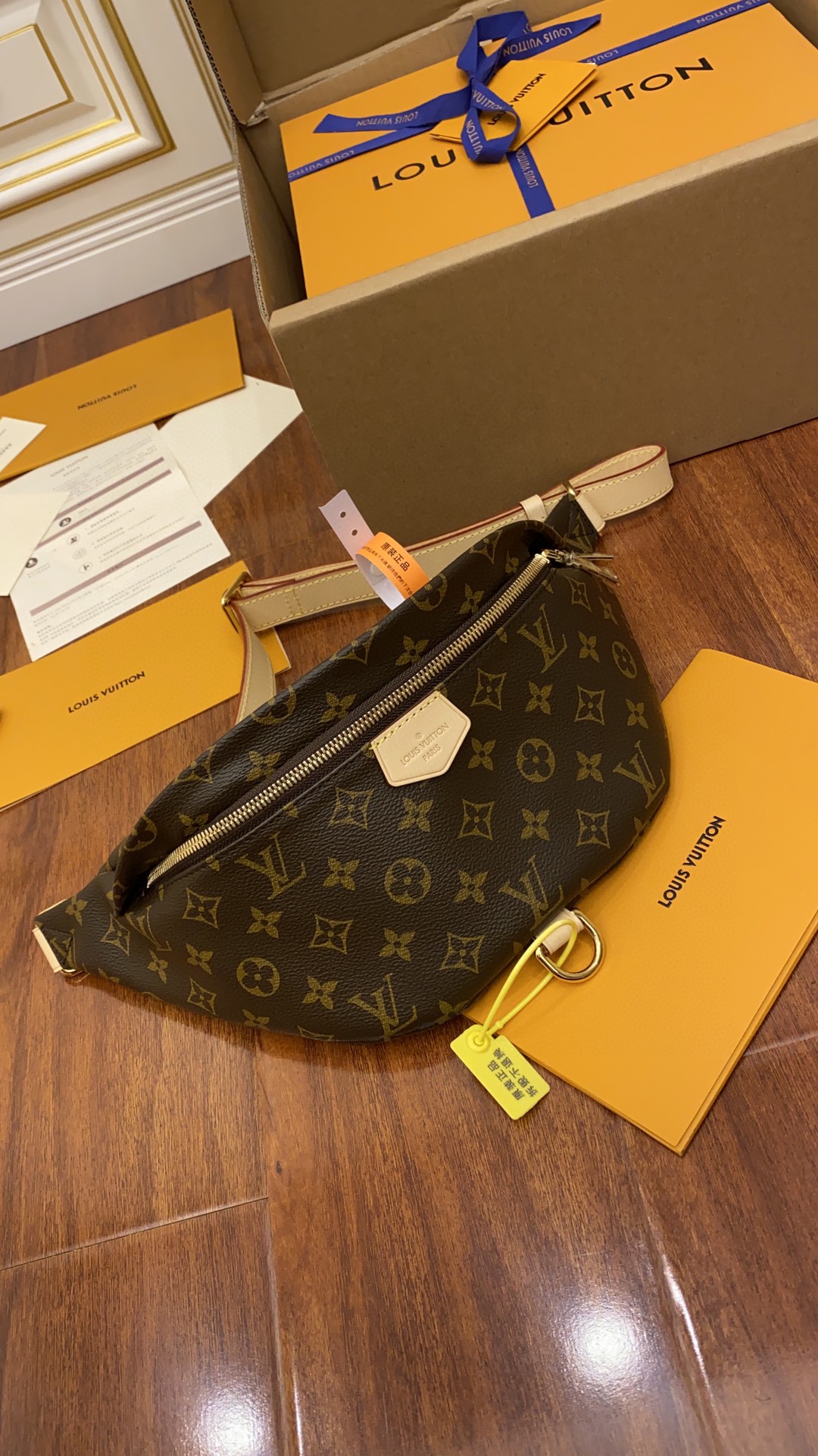 LOUIS VUITTON Bumbag 经典老花 单肩包 斜挎包 胸包 腰包 女款 棕色 M43644