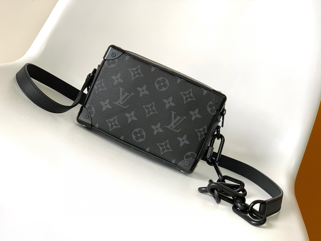 LOUIS VUITTON SOFT TRUNK 经典老花满印链条肩带涂层帆布拼牛皮饰边小方包 斜挎包 单肩包 相机包 男女同款 黑色 M44735