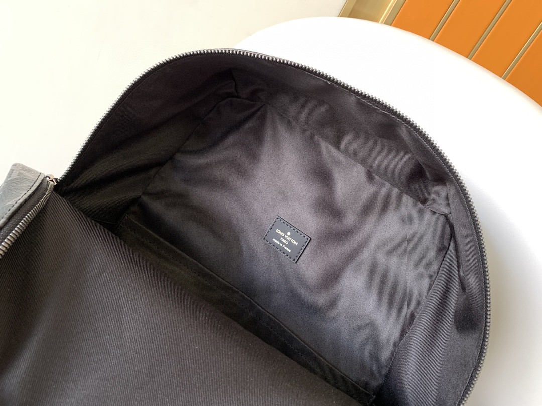 LOUIS VUITTON Discovery PM 经典老花百搭通勤帆布拼牛皮书包 背包 双肩包 男款 黑色 M43186