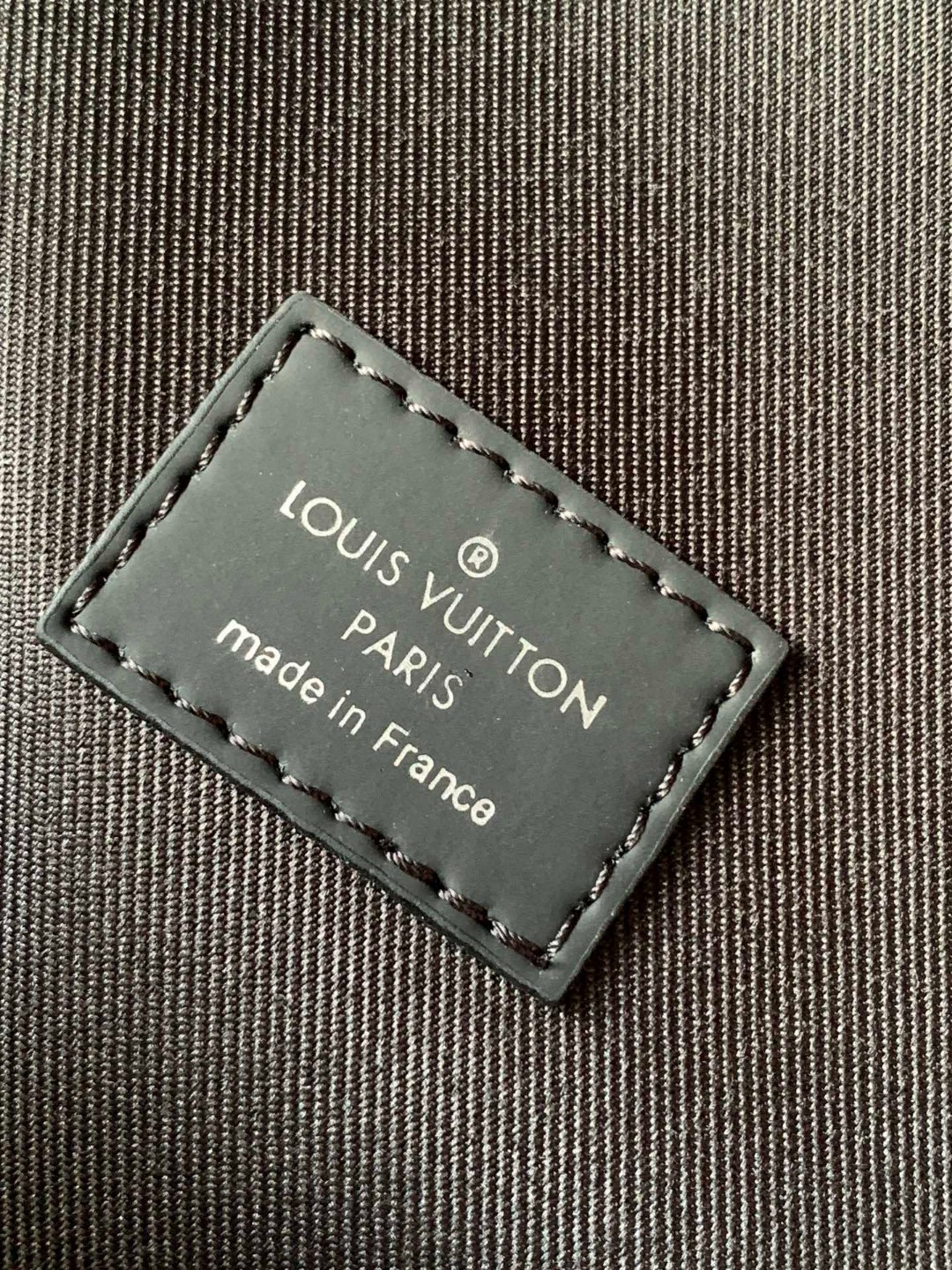 LOUIS VUITTON Discovery PM 经典老花百搭通勤帆布拼牛皮书包 背包 双肩包 男款 黑色 M43186
