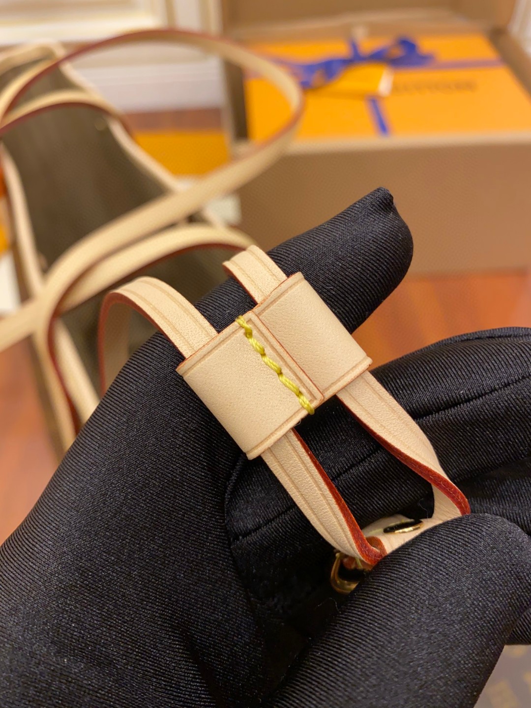 LOUIS VUITTON NEVERFULL MM 老花配色涂层帆布拼牛皮饰边 单肩包 手提包 托特包 女款 中号 棕色 M40995