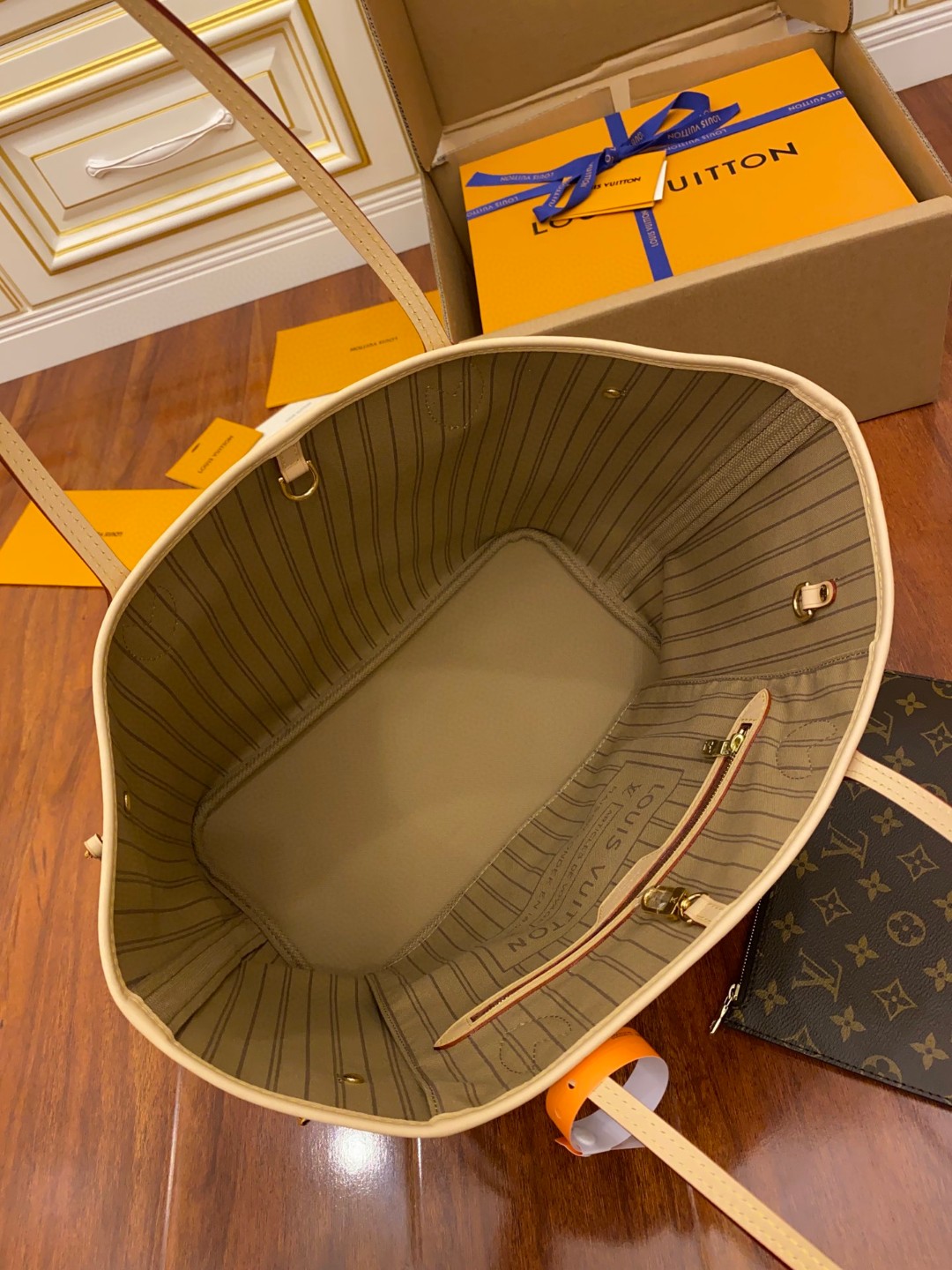 LOUIS VUITTON NEVERFULL MM 老花配色涂层帆布拼牛皮饰边 单肩包 手提包 托特包 女款 中号 棕色 M40995