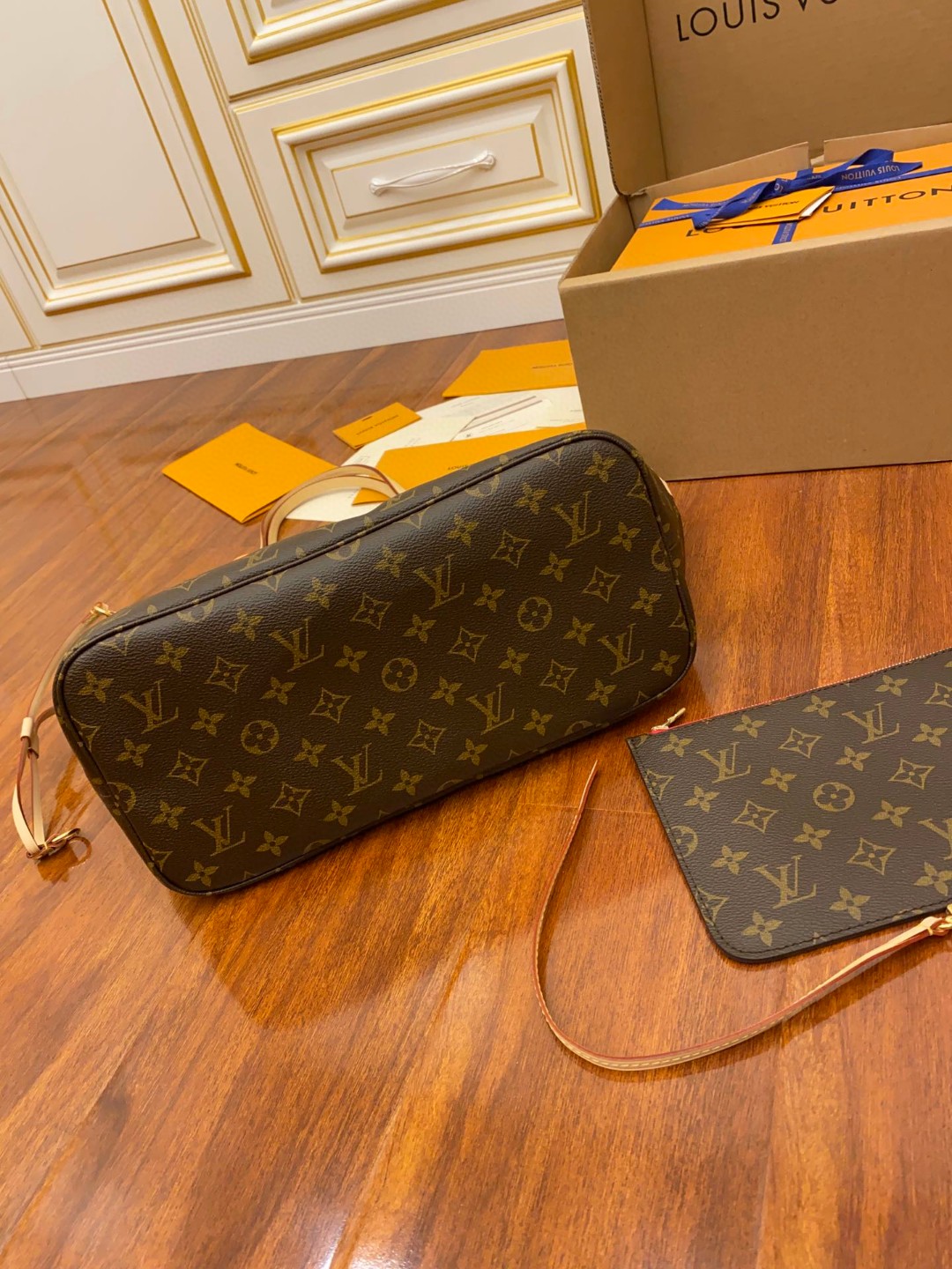 LOUIS VUITTON NEVERFULL MM 老花配色涂层帆布拼牛皮饰边 单肩包 手提包 托特包 女款 中号 棕色 M41177
