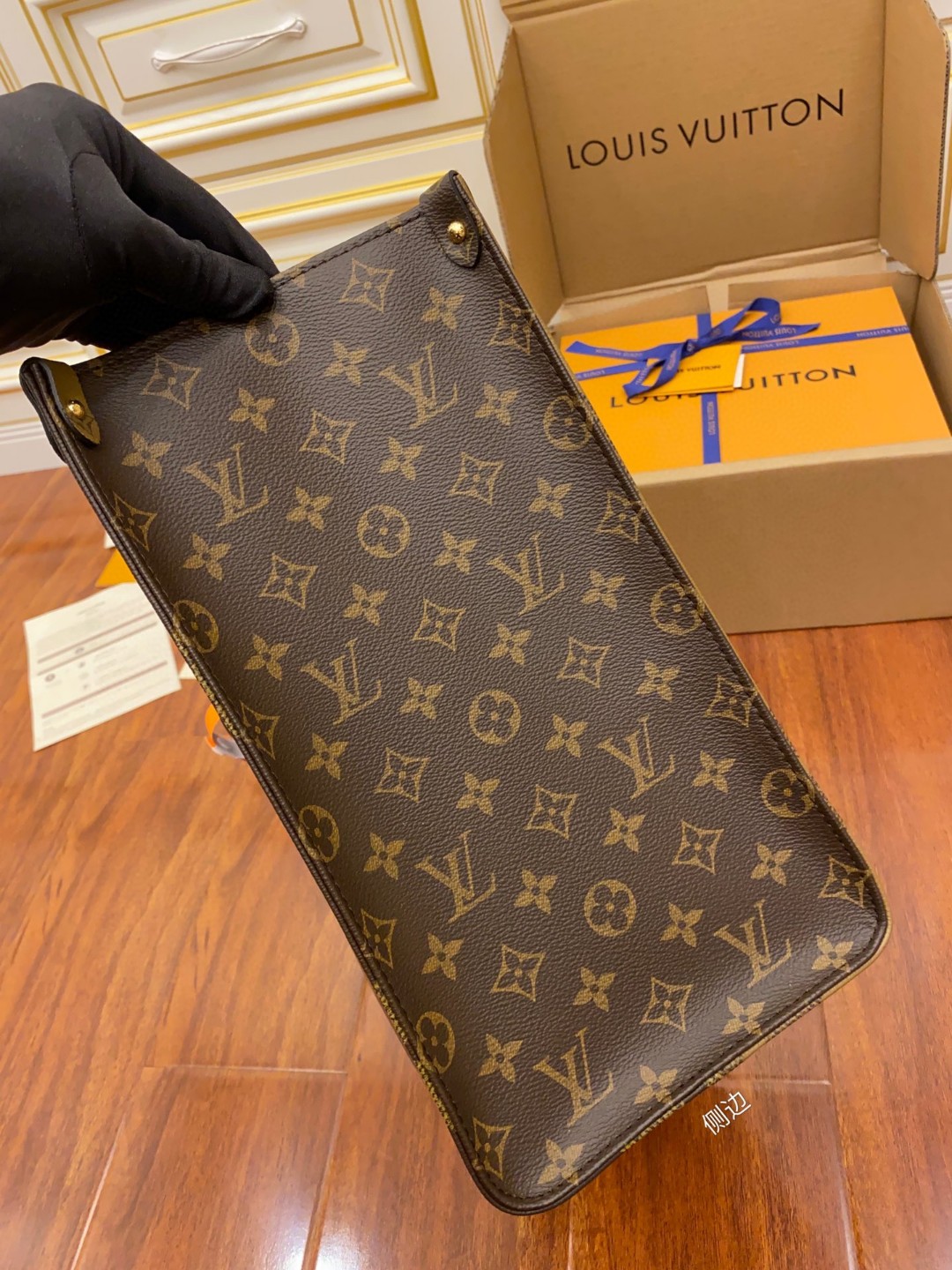 LOUIS VUITTON ONTHEGO GM 经典老花满印涂层帆布托特包 单肩包 斜挎包 手提包 女款 棕色 焦糖色 M45320
