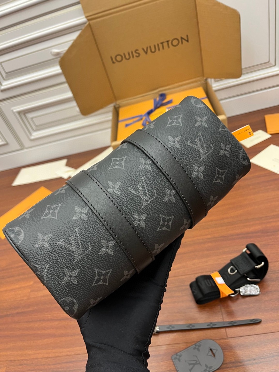 LOUIS VUITTON keepall 25金属件黑色老花可调节肩带 斜挎包 单肩包 手提包 深蓝色 M46271