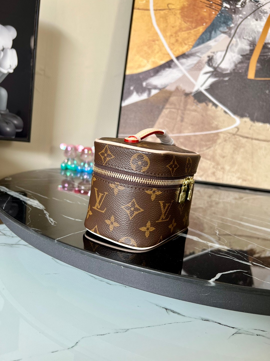 LOUIS VUITTON NICE NANO 经典老花拉链开合涂层帆布拼牛皮革饰边 收纳包 化妆包 手提包 女款 棕色 M44936