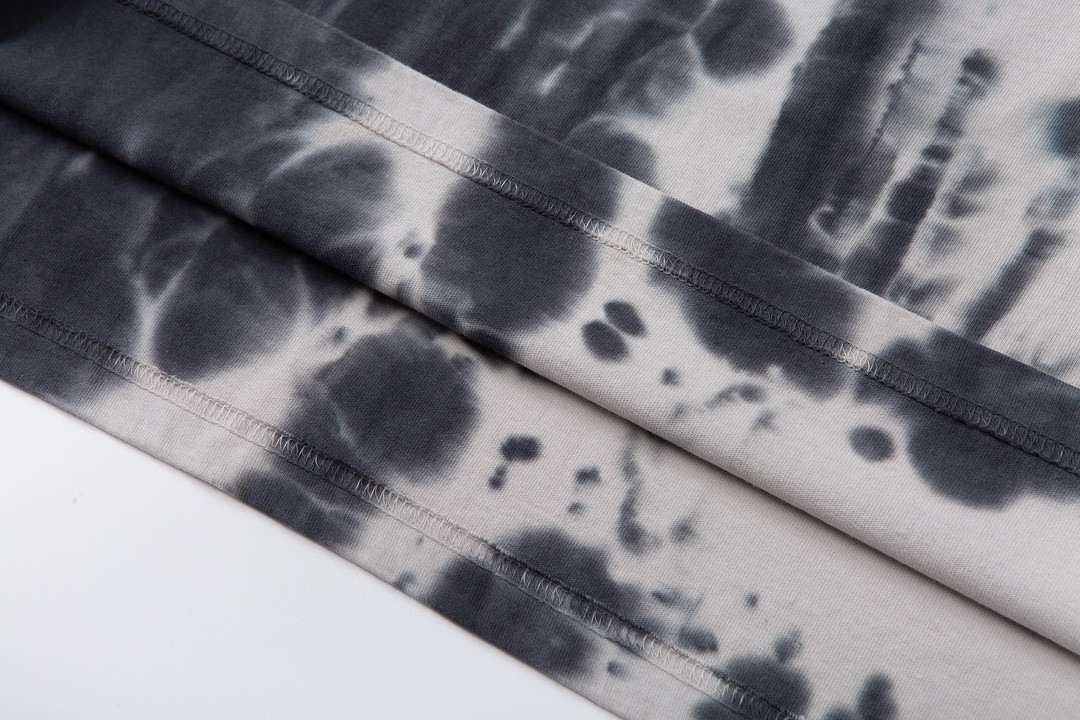 LOUIS VUITTON 路易威登 字母图案印花 圆领 短袖 T 恤 上衣 夏款 男女同款 蓝色 1AAGQ8