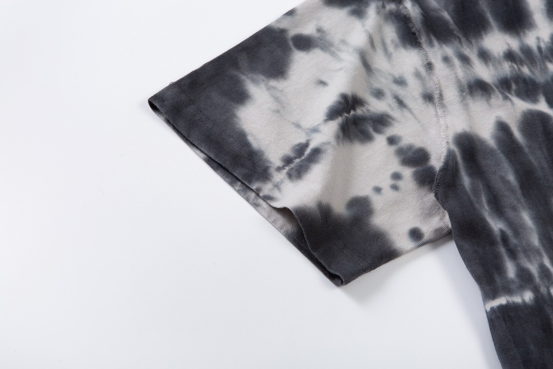 LOUIS VUITTON 路易威登 字母图案印花 圆领 短袖 T 恤 上衣 夏款 男女同款 蓝色 1AAGQ8