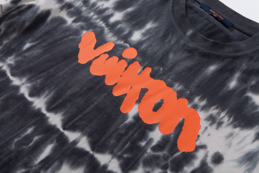 LOUIS VUITTON 路易威登 字母图案印花 圆领 短袖 T 恤 上衣 夏款 男女同款 蓝色 1AAGQ8