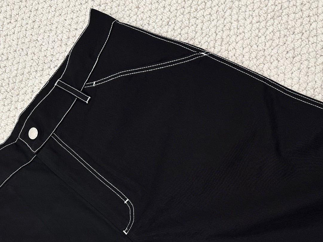 PRADA 普拉达 FW23 拼色明线设计徽标 短裤 五分裤 休闲裤 运动裤 裤子 男女同款 黑色 SPH292-108I-F0002-S-232