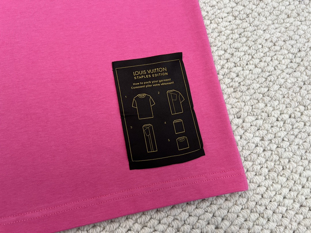 LOUIS VUITTON 路易威登 纯色 圆领 短袖 T 恤 上衣 夏款 男女同款 粉色 1A8R56