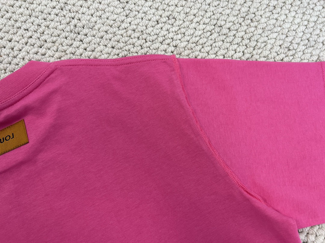 LOUIS VUITTON 路易威登 纯色 圆领 短袖 T 恤 上衣 夏款 男女同款 粉色 1A8R56