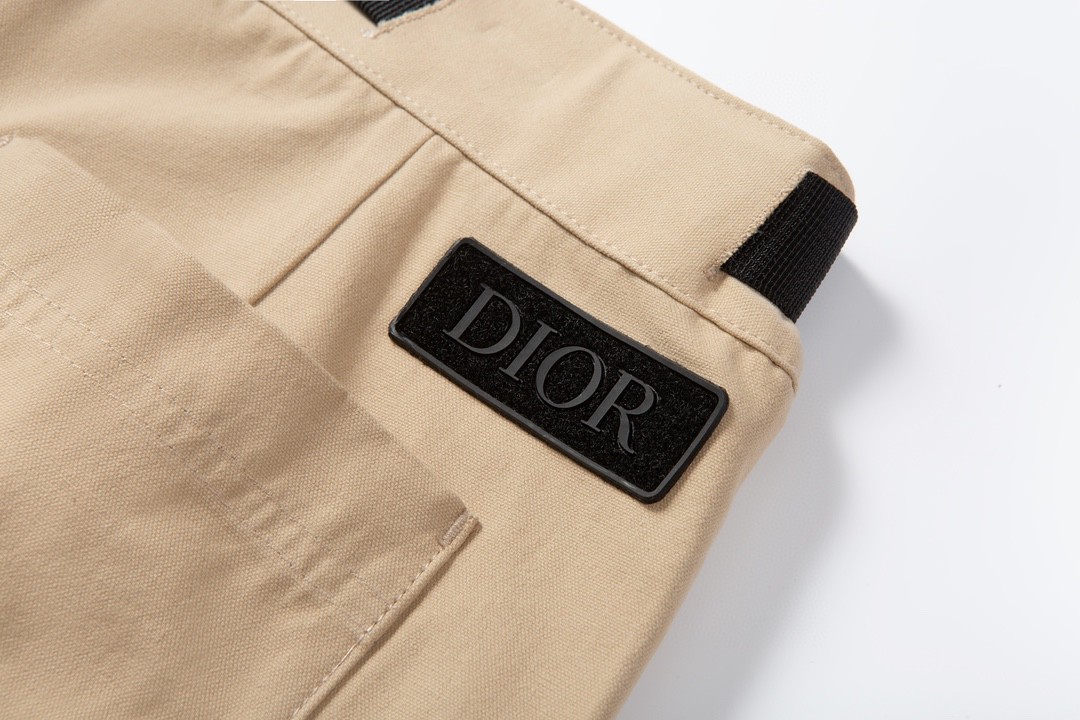 DIOR 迪奥 SS23 纯色中腰宽松多口袋短裤 五分裤 休闲裤 裤子 男款 米色 393C122A5851-C110