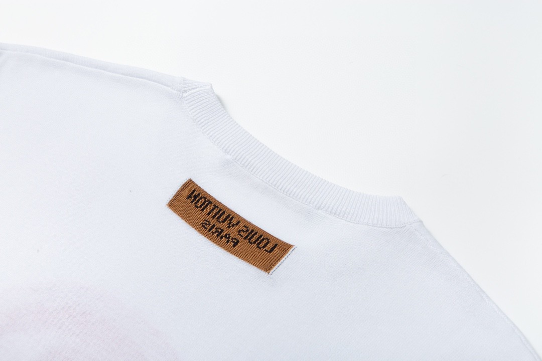 LOUIS VUITTON 路易威登 字母印花 圆领 短袖 T 恤 上衣 夏款 男女同款 白色 1ABJ8M