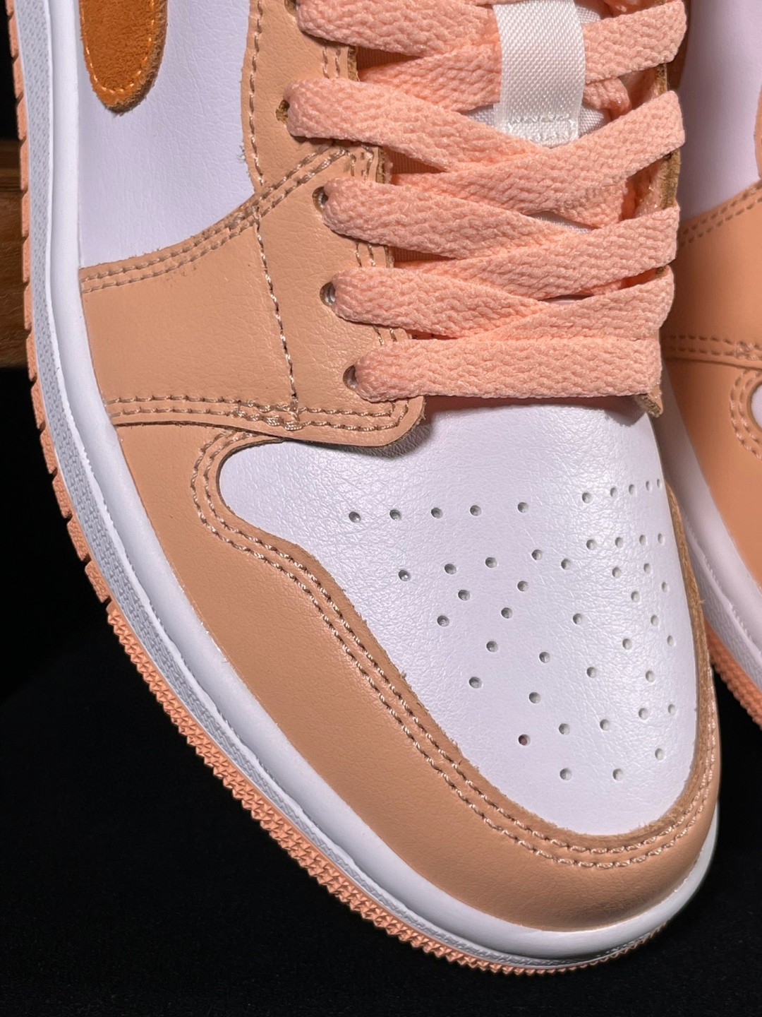 Jordan Air Jordan 1 Low Sunset Haze 低筒 复古 轻便 板鞋 休闲鞋 波鞋 女鞋 日落霧黃 DC0774-801