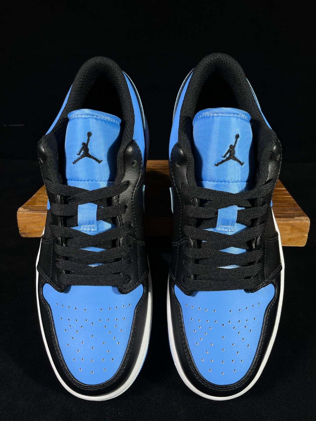 Jordan Air Jordan 1 Low University Blue 低筒 复古 轻便 板鞋 休闲鞋 波鞋 男鞋 黑蓝 553558-041