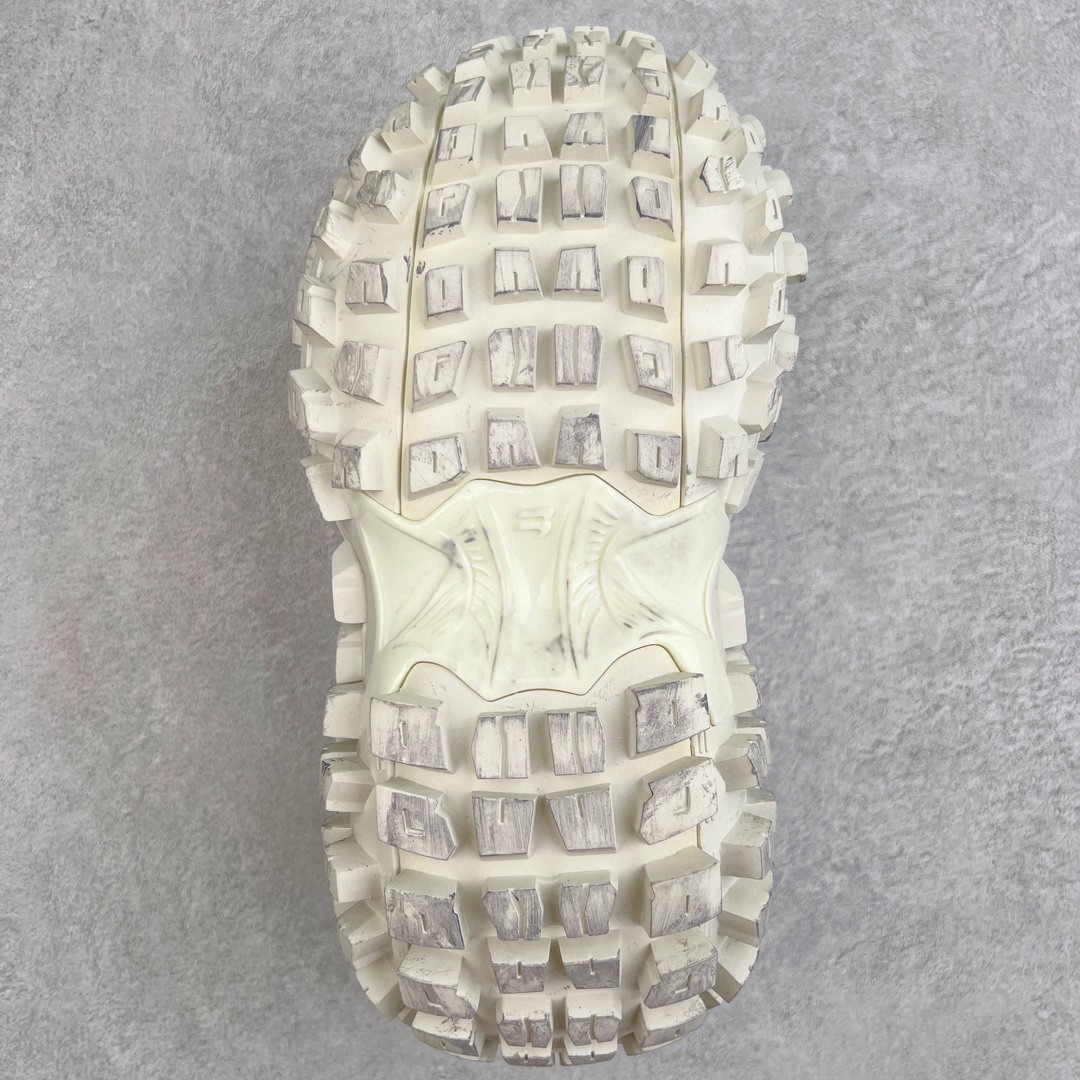 Balenciaga 巴黎世家 复古做旧 轮胎鞋 老爹鞋 男鞋 女鞋 白黑 685613W2RAA9110