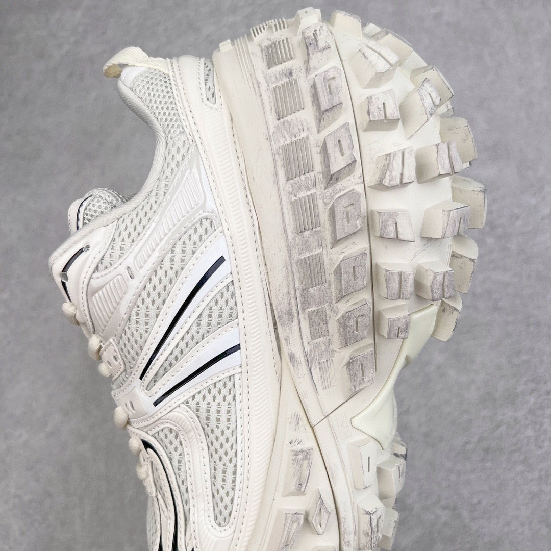 Balenciaga 巴黎世家 复古做旧 轮胎鞋 老爹鞋 男鞋 女鞋 白黑 685613W2RAA9110