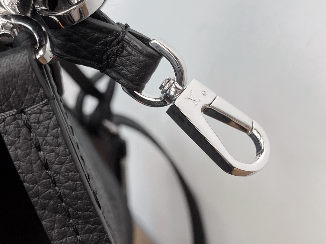 LOUIS VUITTON 路易威登 Blossom MM 品牌镂空Logo老花满印粒面小牛皮 托特包 斜挎包 单肩包 手提包 黑色 M21848