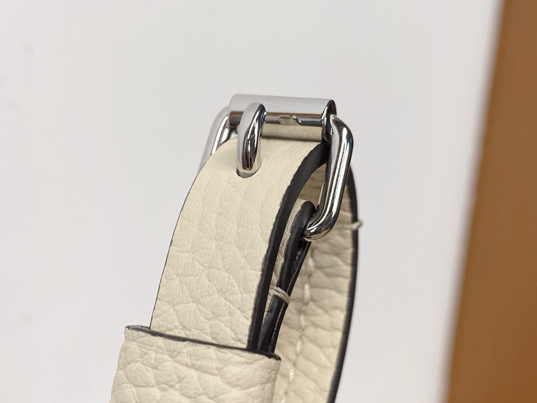 LOUIS VUITTON 路易威登 Blossom MM 品牌镂空Logo老花满印粒面小牛皮 托特包 斜挎包 单肩包 手提包 米白色 M21909