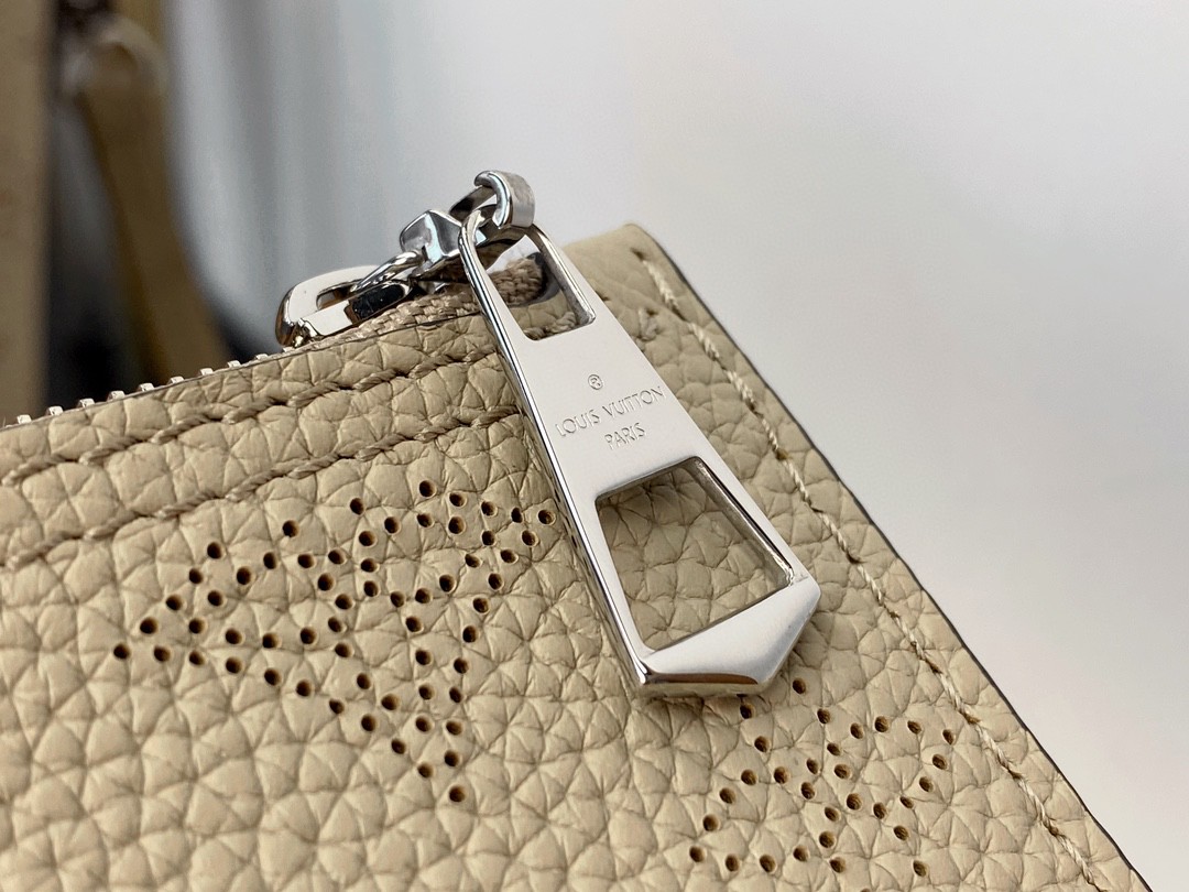 LOUIS VUITTON 路易威登 Blossom MM 品牌镂空Logo老花满印粒面小牛皮 托特包 斜挎包 单肩包 手提包 灰咖色 M21849