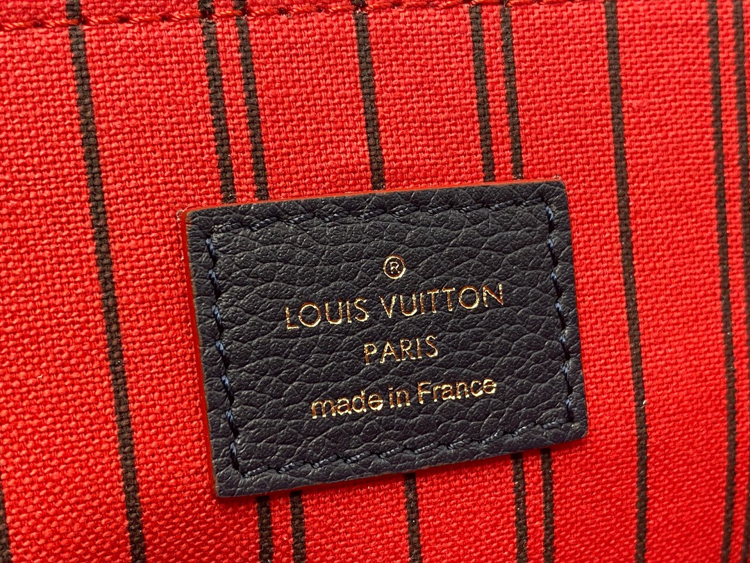 LOUIS VUITTON 路易威登 Pochette Metis 时尚老花压印牛皮 邮差包 斜挎包 单肩包 手提包 深蓝拼红色 M44071
