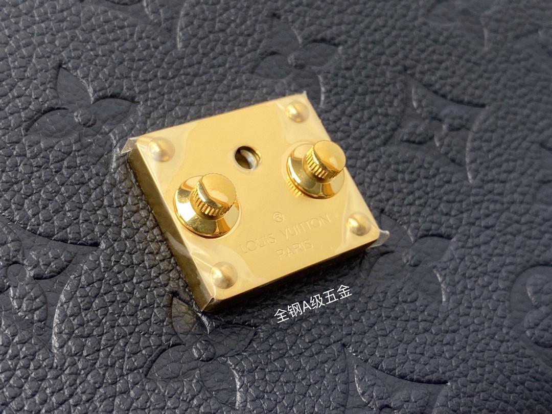 LOUIS VUITTON 路易威登 Pochette Metis 时尚老花压印牛皮 邮差包 斜挎包 单肩包 手提包 深蓝拼红色 M44071