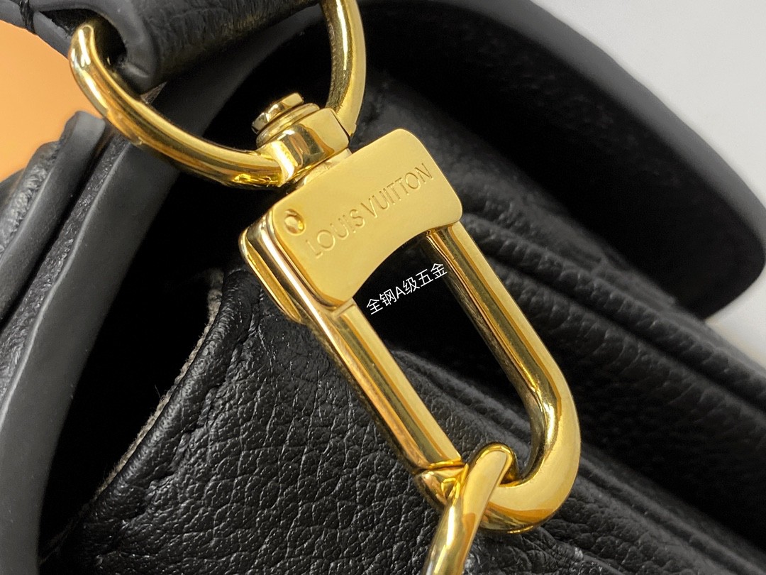 LOUIS VUITTON 路易威登 Pochette Metis 时尚老花压印牛皮 斜挎包 单肩包 手提包 黑色 M41487