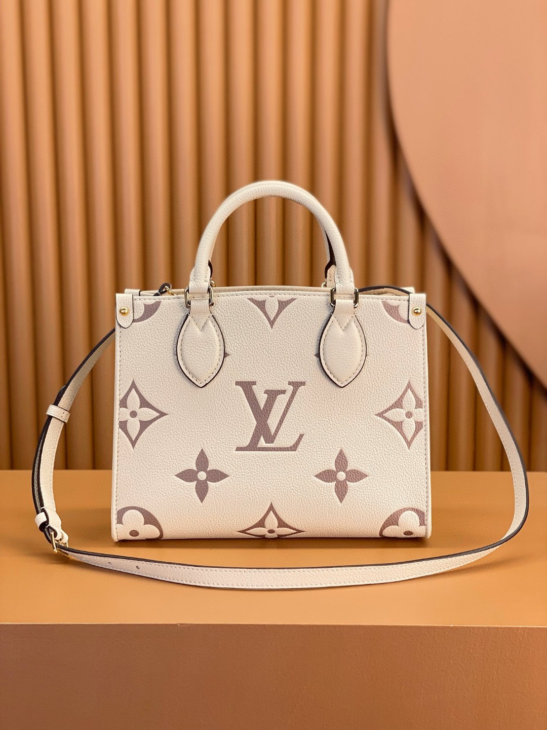 LOUIS VUITTON 路易威登 经典老花满印压花粒面牛皮 托特包 斜挎包 单肩包 手提包 白色 M45654