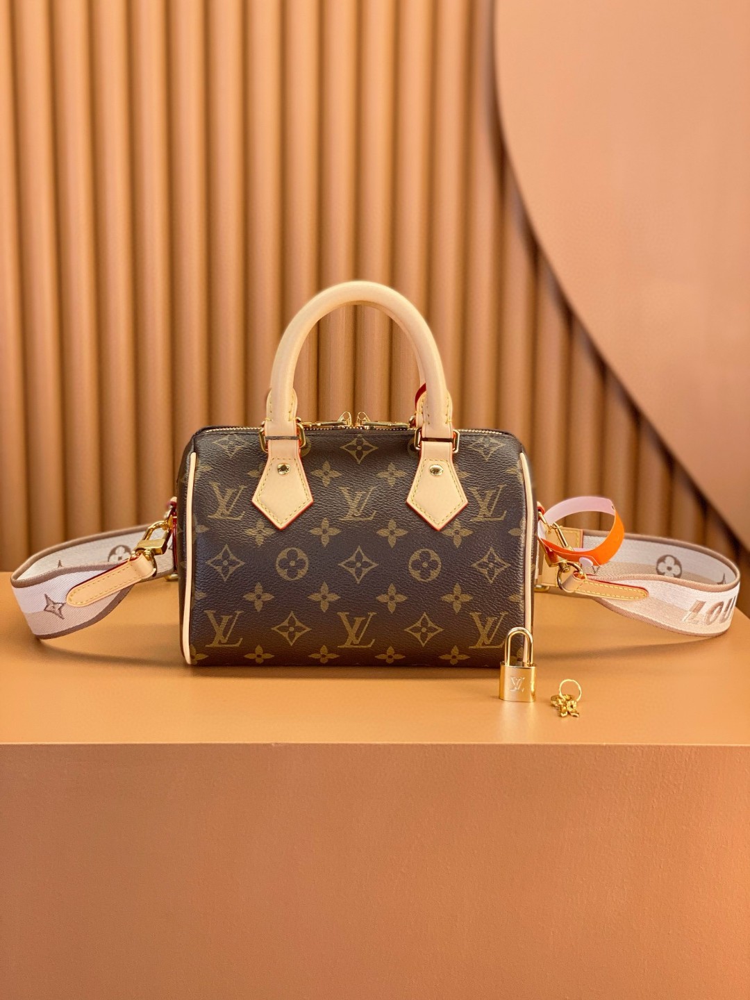 LOUIS VUITTON 路易威登 SpeedyBandoulière 20 经典老花满印刺绣Logo肩带帆布拼皮 斜挎包 单肩包 手提包 棕色 M46222