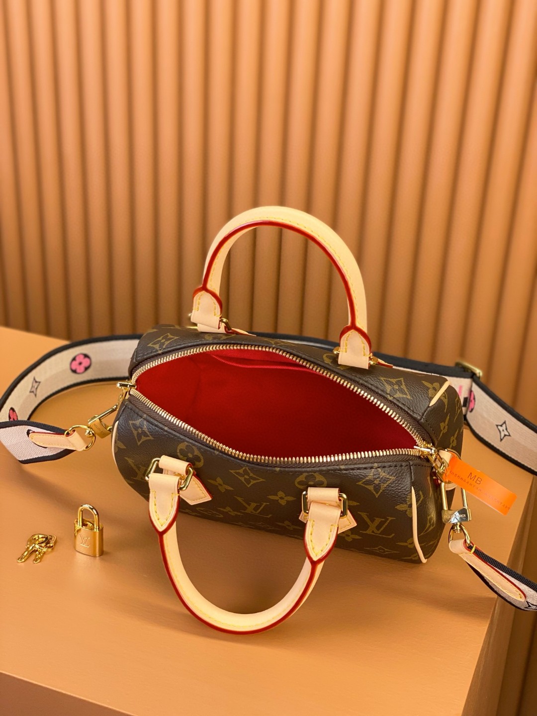 LOUIS VUITTON 路易威登 Speedy 20 经典老花满印刺绣Logo肩带帆布拼皮 斜挎包 单肩包 手提包 黑棕色 M46234