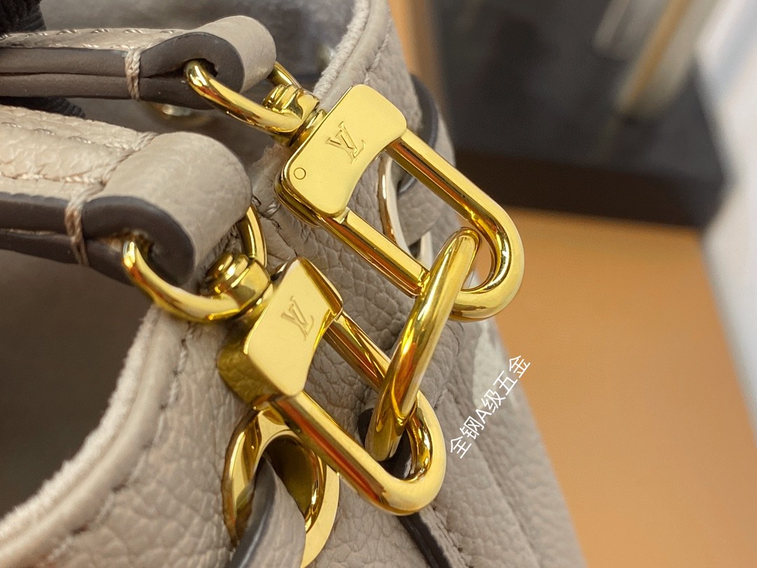 LOUIS VUITTON 路易威登 NOE NANO 通体徽标印花抽绳开合压纹粒面牛皮 水桶包 斜挎包 单肩包 手提包 大象灰 M46291