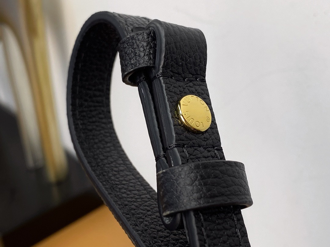 LOUIS VUITTON 路易威登 IVY 金属链条老花满印牛皮革 法棍包 腋下包 斜挎包 单肩包 手提包 黑色 M82154